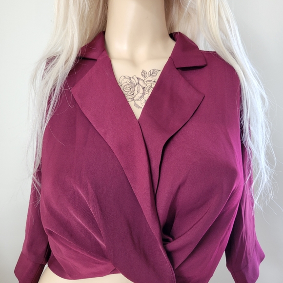 NWT red burgrundy crop top blouse by Love Bonito - Picture 6 of 9
